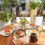 Hawaii Pensión 4*