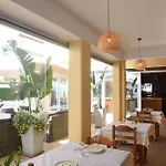 Hawaii 4*